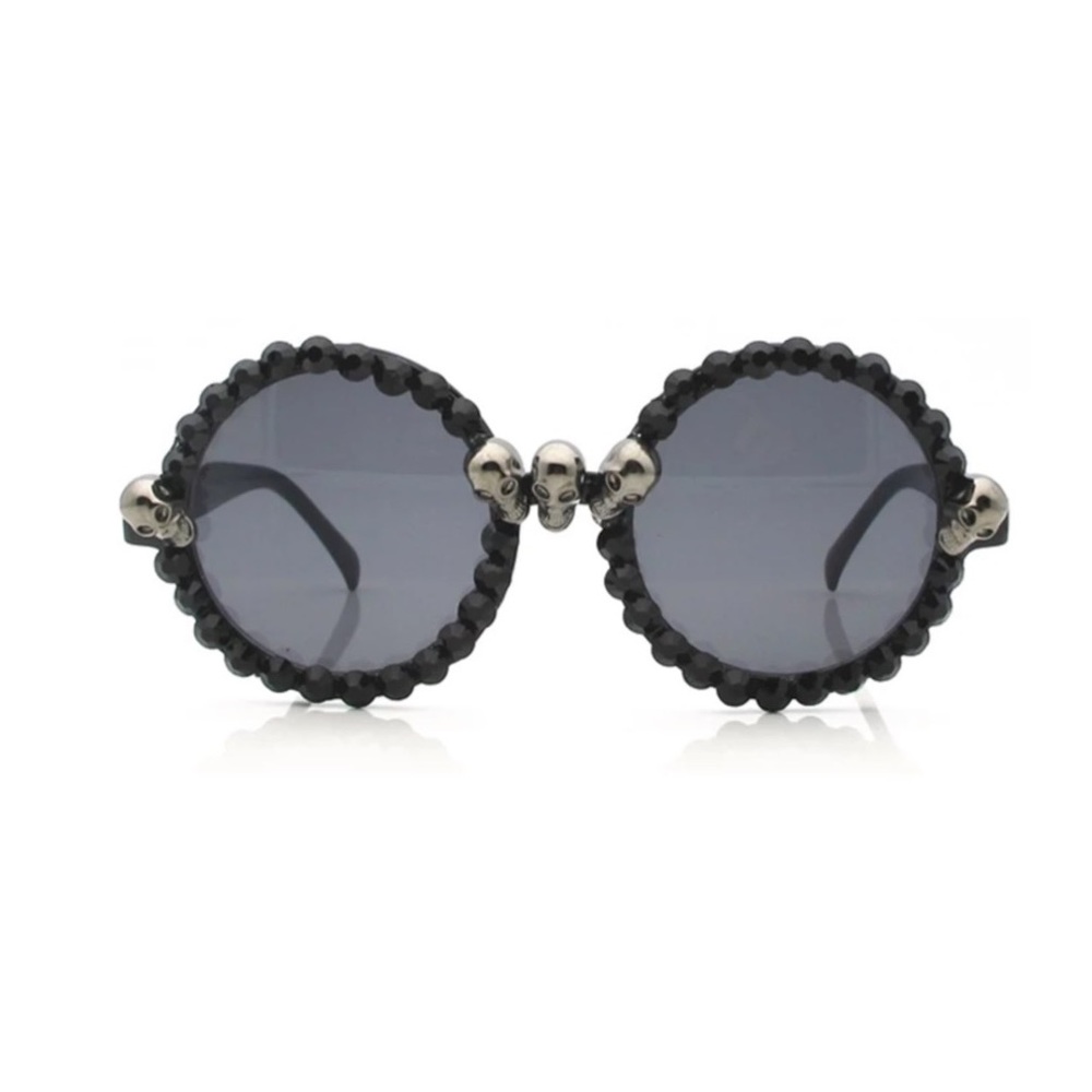 Black Round rhinestone sunglasses with little metal skulls.NWT - Picture 1 of 4